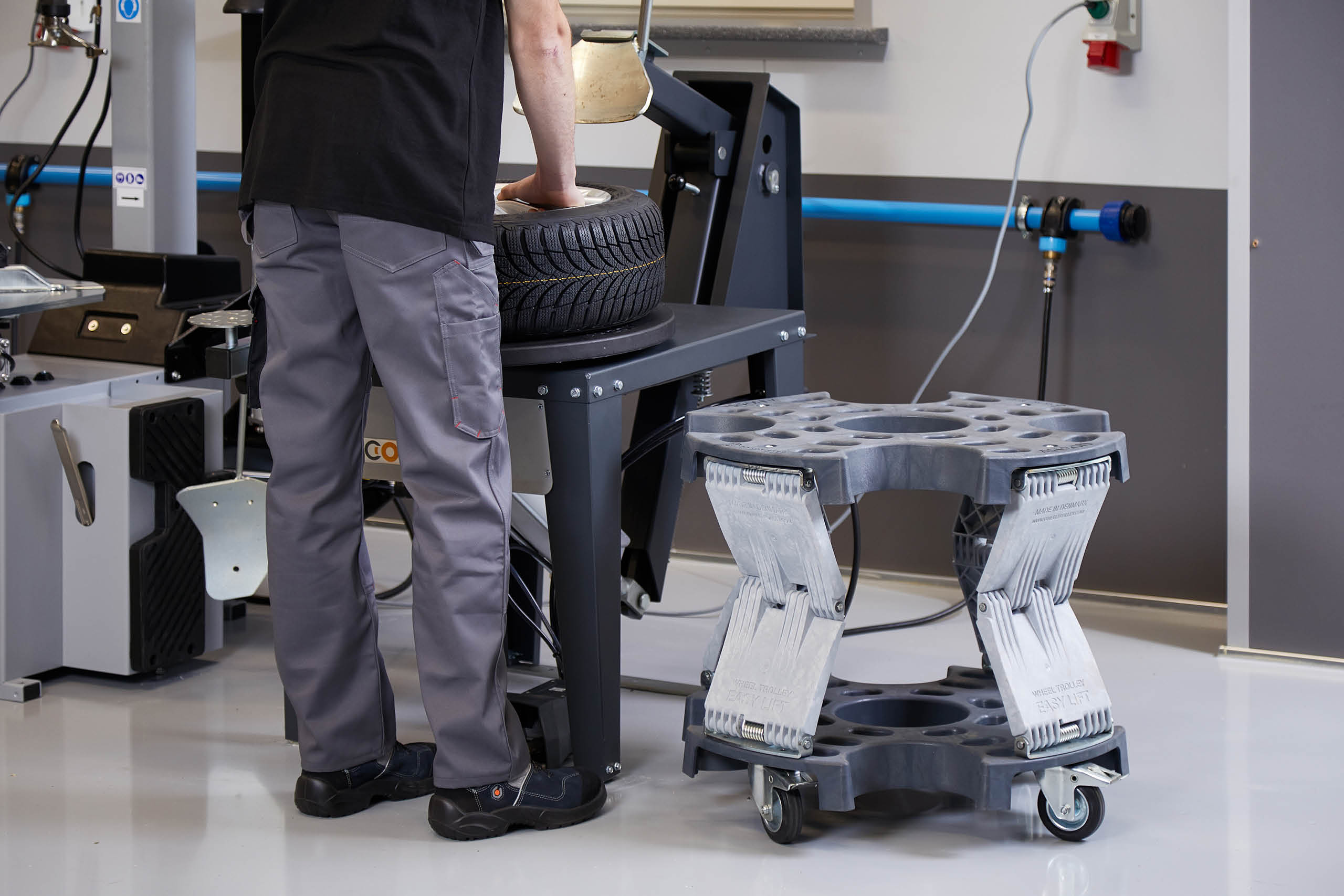 Wheel Trolley Easy Lift